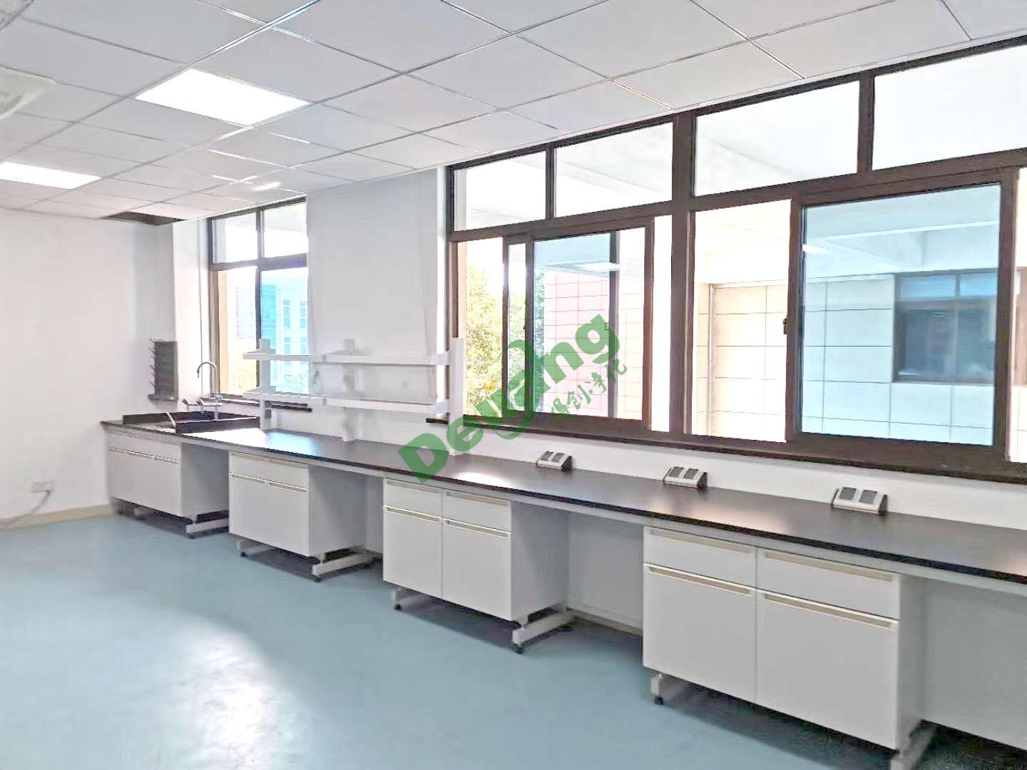 高校實驗室安全規(guī)范要求