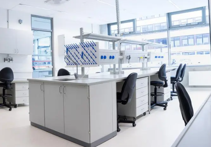 環(huán)境監(jiān)測(cè)實(shí)驗(yàn)室設(shè)計(jì)功能區(qū)平面布局