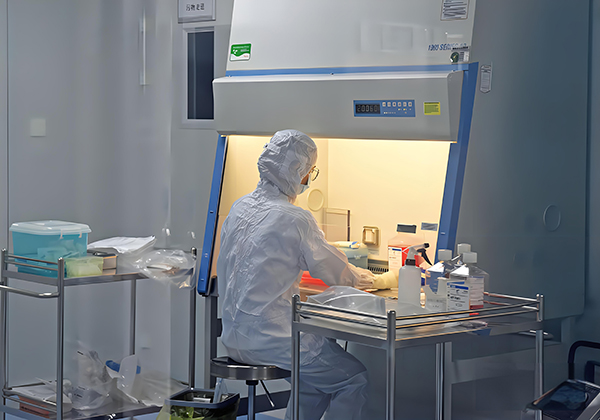 實(shí)驗(yàn)室實(shí)景3