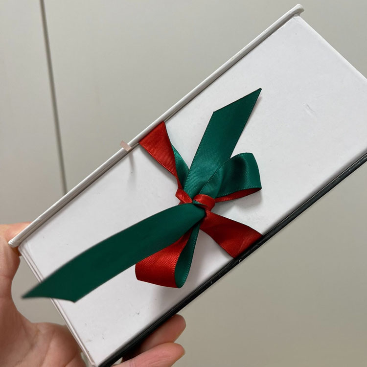 圣诞老人圣诞礼物盒礼物包装精品盒精美书型盒
